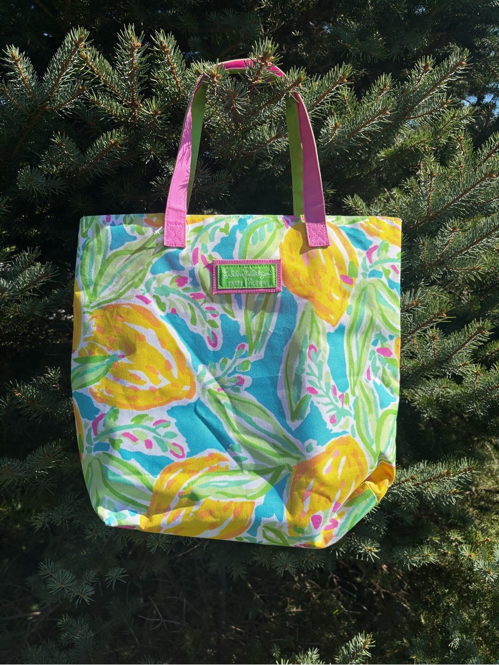 Lilly Pulitzer x Estée Lauder Lemon Print Canvas Tote Bag Pink Green Handles